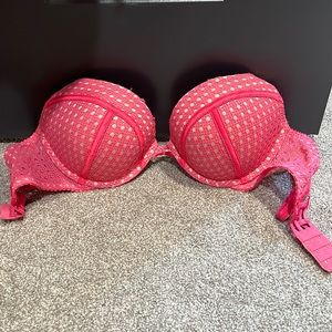 hot pink lace bra NWOT